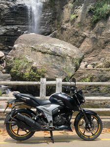 TVS Apache 4V 2019 for Sale