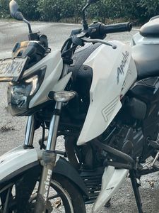 TVS Apache RTR 200 V4 2017 for Sale TVS Apache RTR 200 V4 2017 for Sale