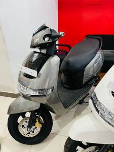 TVS iQube Electric 2025 for Sale TVS iQube Electric 2025 for Sale