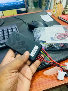 Vehicle GPS Tracker Engine Cut-Off for Sale