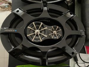 Vehicle speakers with wood box for Sale