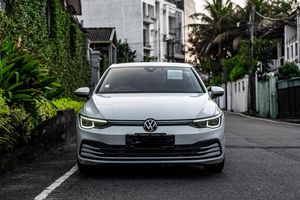 Volkswagen Golf Platinum TSI 2023 for Sale