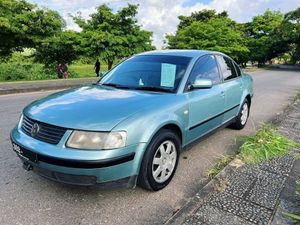 Volkswagen Passat 2000 for Sale
