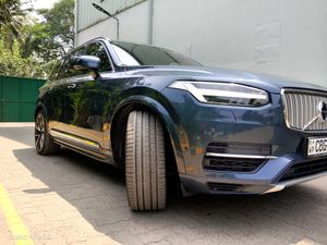 Volvo XC90 T8 2018 for Sale