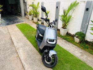 Yadea E8S PRO 2024 for Sale