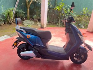 Yadea T5 2024 for Sale
