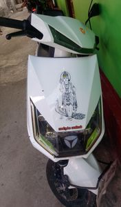 Yadea T5 2025 for Sale