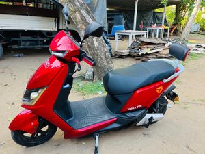 Yadea T5 2025 for Sale