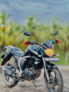 Yamaha FZs V2 2017 for Sale