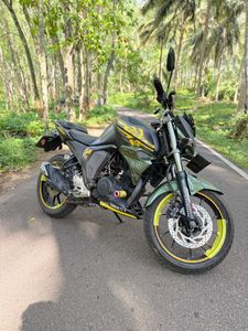 Yamaha FZs V2 Anniversary 2019 for Sale Yamaha FZs V2 Anniversary 2019 for Sale