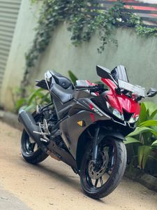 Yamaha R15 Red Gray 2019 for Sale