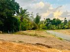 උඩුගම බස් පාරට ලගින්ම ජයන්ති හංදියෙන් අගනා බිම් කොටස්