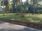 උඩුගම්පොළ වීදියවත්තෙන් ඉඩමක් විකිනීමට