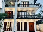 Ultra-Luxury 4-Storey Modern Residence for Sale – Kottawa