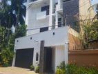 Ultra-Modern Furnished House for Sale – Colombo 05