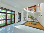 Uncommon Luxury House For Sale in Boralasgamuwa