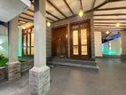 Uncommon Mordern Single Storied House - Kahatuduwa