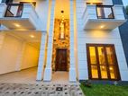 Uncommon Super Quality Mordern 3 Storied House - Boralasgamuwa