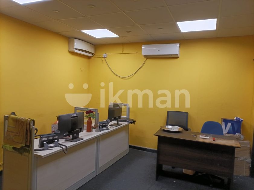 Unfurnished 2nd Floor Office Space For Rent In Colombo 04 [ 249 C ] | ikman
