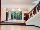Unfurnished 4 Bedroom house for rent in Battaramulla