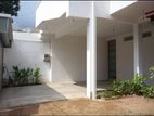 Unfurnished House for rent in Thimbirigasyaya Place Colombo 5 - EH260