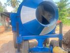 Universal RM 800 Concrete Mixer