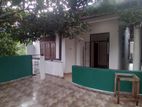 Up Strairs House for Rent in Moratuwa