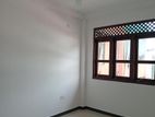 Up unit for rent in Malabe