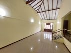 Upper floor for rent hokandara rd thalawathugoda