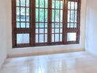 Upper floor for rent in pitakotte