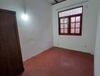 Upper floor for rent palawatha batharamulla