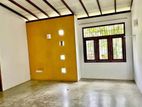Upper floor for rent Pothuarawa Malabe