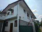 Upper Floor House for Rent, Thalawathugoda