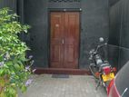 Upper Floor Semi-Furnished Annex for Rent In Union Place, Colombo 2