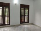 Upstair House For Rent in Homagama