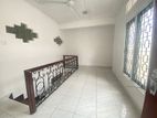 Upstair House for rent in Rosmead place colombo 07 [ 1627C ]