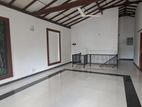 upstair House for rental Boralasgamuwa Nilammahara