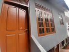 Upstair House for Sale in Wellampitiya