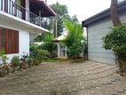 Upstairs Air Conditioned House for Rent in Nugegoda Udahamulla