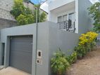 Upstairs House Battaramulla
