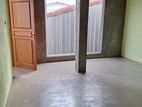 upstairs House for rent in Athurugiriya