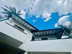 Upstairs House for Rent in Athurugiriya