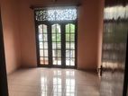 Upstairs House For Rent in Biyagama Road, Kelaniya