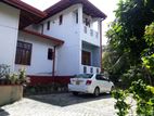 Upstairs House for Rent in Heerassagala, Kandy