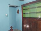 Upstairs House for Rent in Miriswaththa