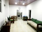 Upstairs house for rent in Mount Lavinia