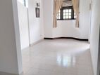 Upstairs House for Rent in Nugegoda