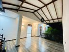 Upstairs House for Rent in Sri Jayewardenepura, Kotte