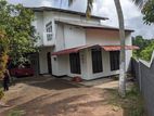 Upstairs House for Rent in Waligampitiya Ja Ela