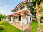 Upstairs House For Sala in Negombo